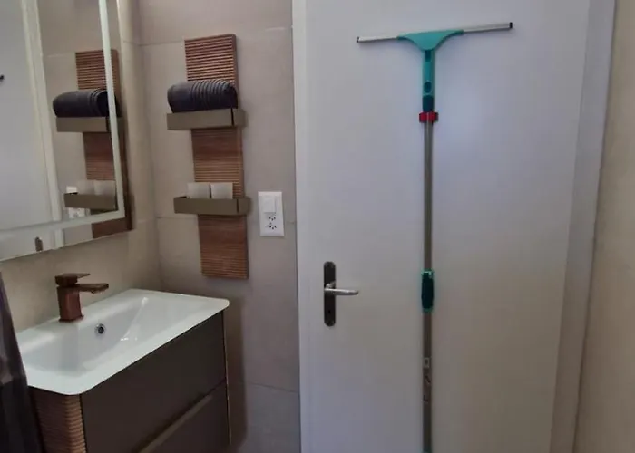 شقة Interlaken City Apartments